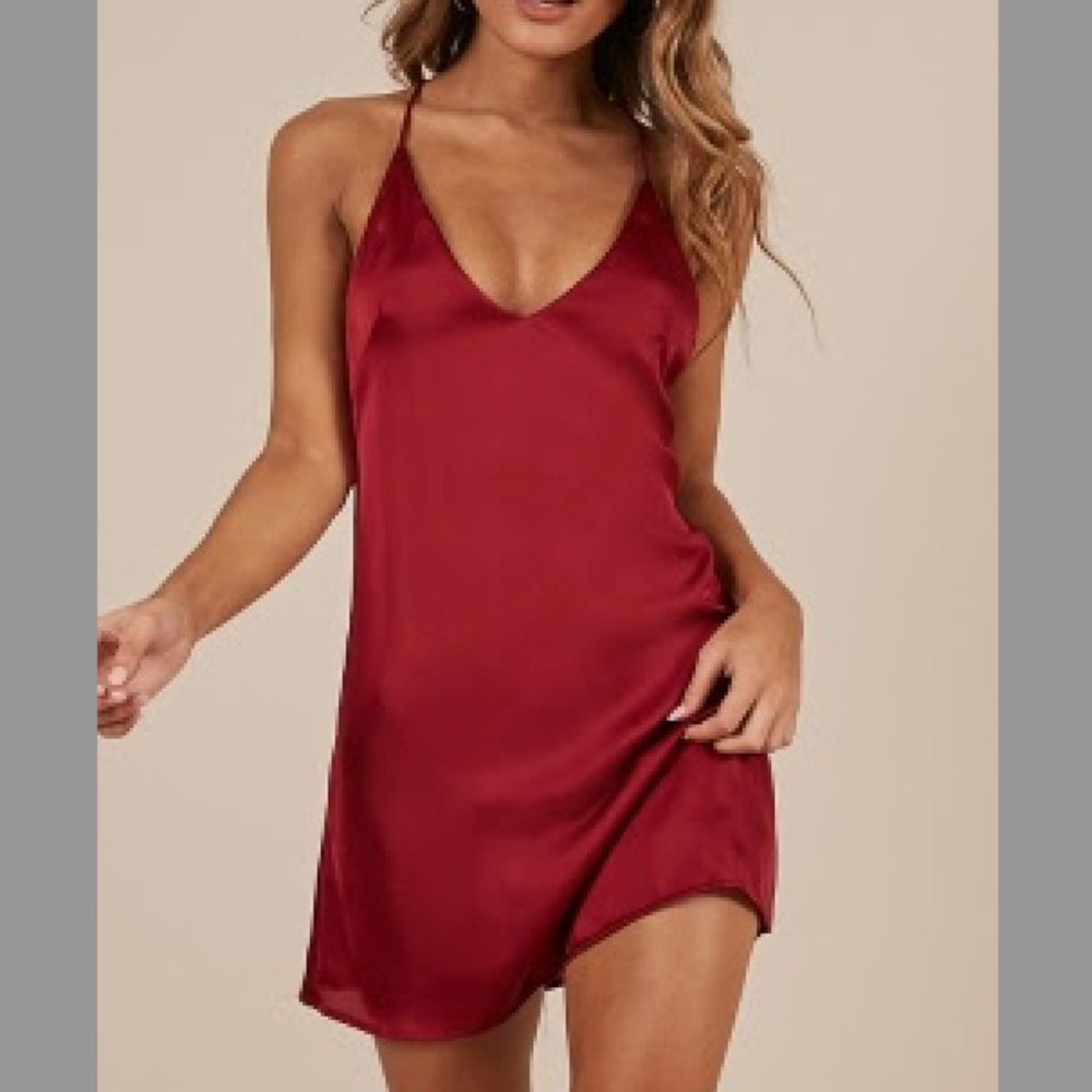 Showpo. Red Tie Back V Satin Dress – 6/M (NWT)